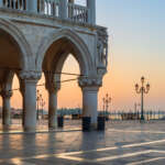 Barriere antiallagamento a protezione dei pavimenti e dei mosaici del Nartece della Basilica di San Marco (Venezia)